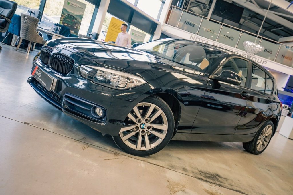 BMW 1 Series 1.5L Sport HV68URU Black #4