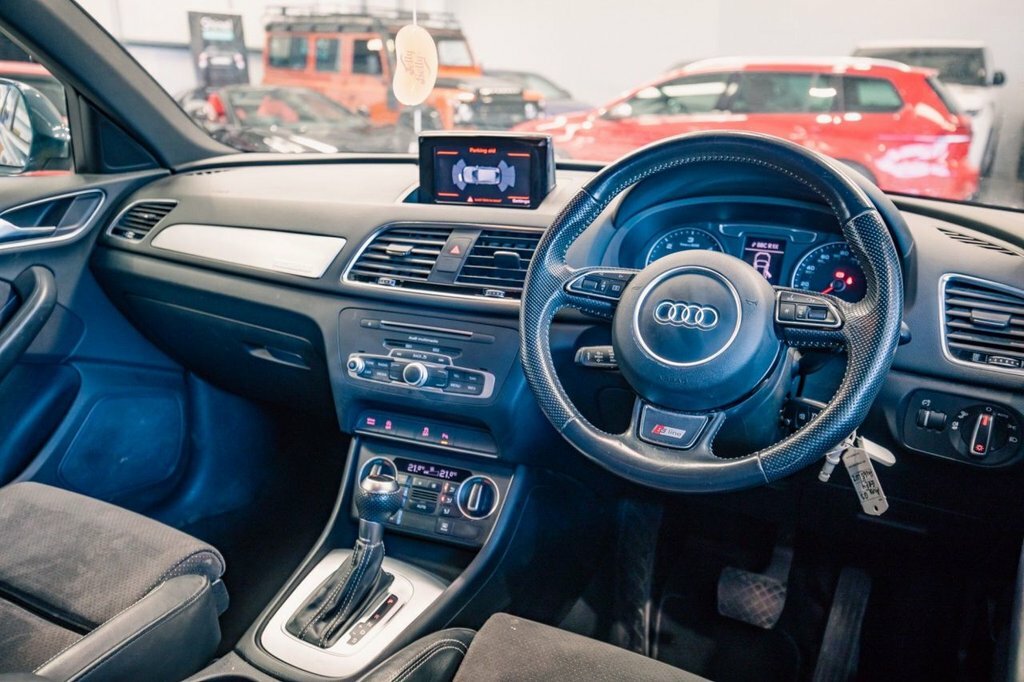 Audi Q3 2L S Line Plus FN65LUZ Blue #2