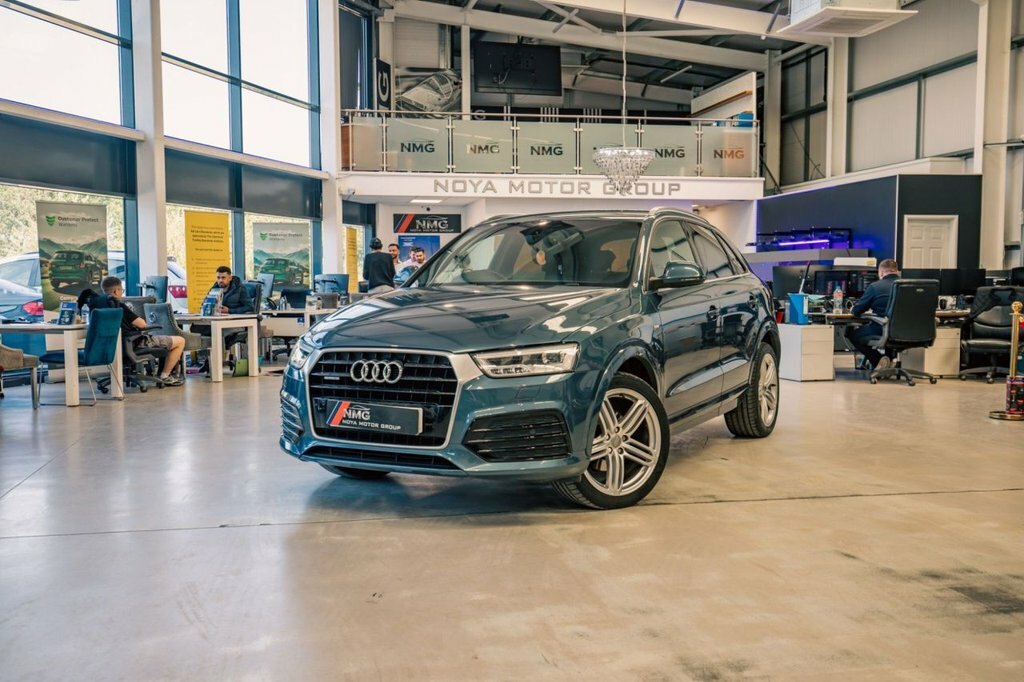Audi Q3 2L S Line Plus Blue