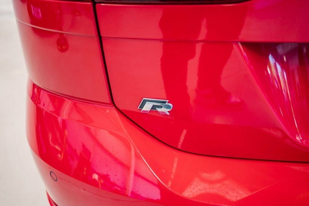 Volkswagen Golf 2L R DF17GYH Red #5