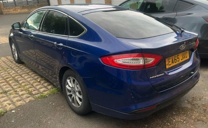Ford Mondeo 2L Titanium Blue #2