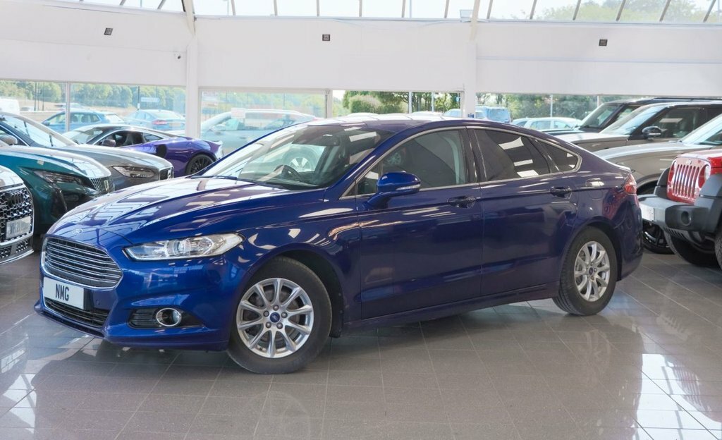Ford Mondeo 2L Titanium Blue