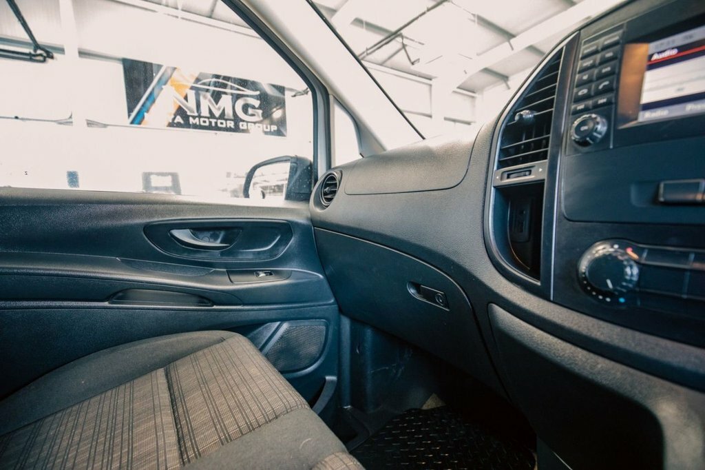 Mercedes-Benz Vito Panel Van 1.6 111 Cdi 2018 White #20
