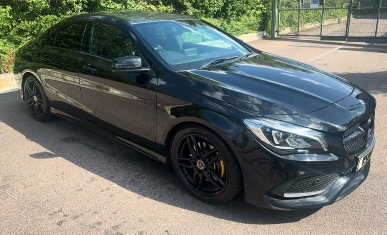 Mercedes-Benz CLA Class 2.1L Amg Line Black
