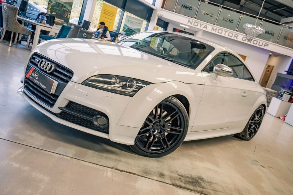 Audi TTS 2L Black Edition White #3