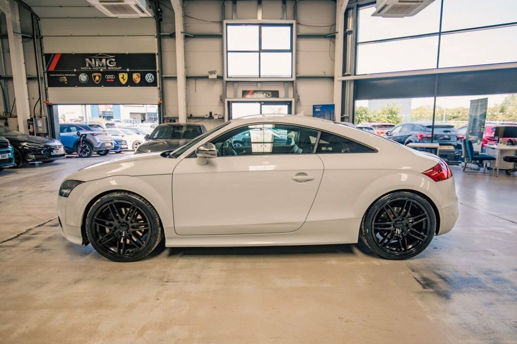 Audi TTS Coupe 2.0 Tfsi Black Edition 201313 Grey #21