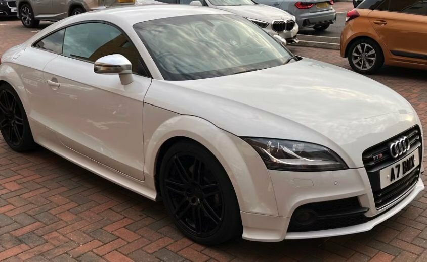 Audi TTS 2L Black Edition White #3