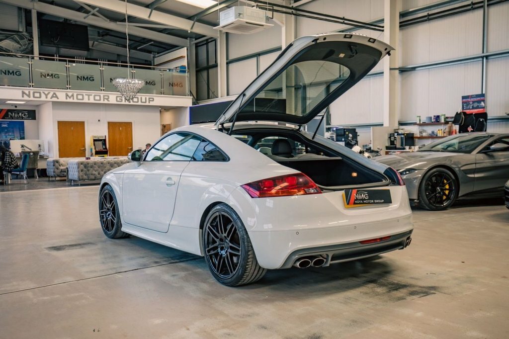 Audi TTS Coupe 2.0 Tfsi Black Edition 201313 Grey #25