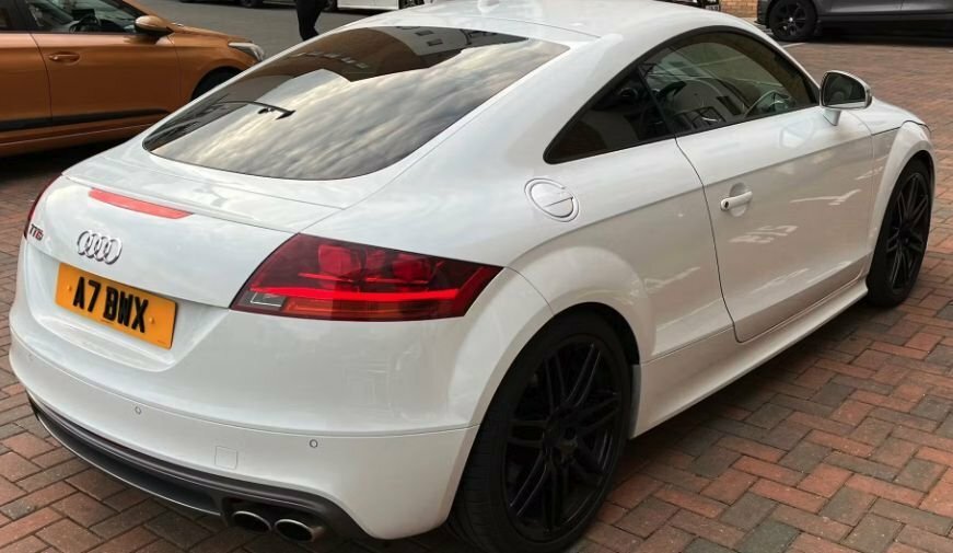 Audi TTS 2L Black Edition White #2