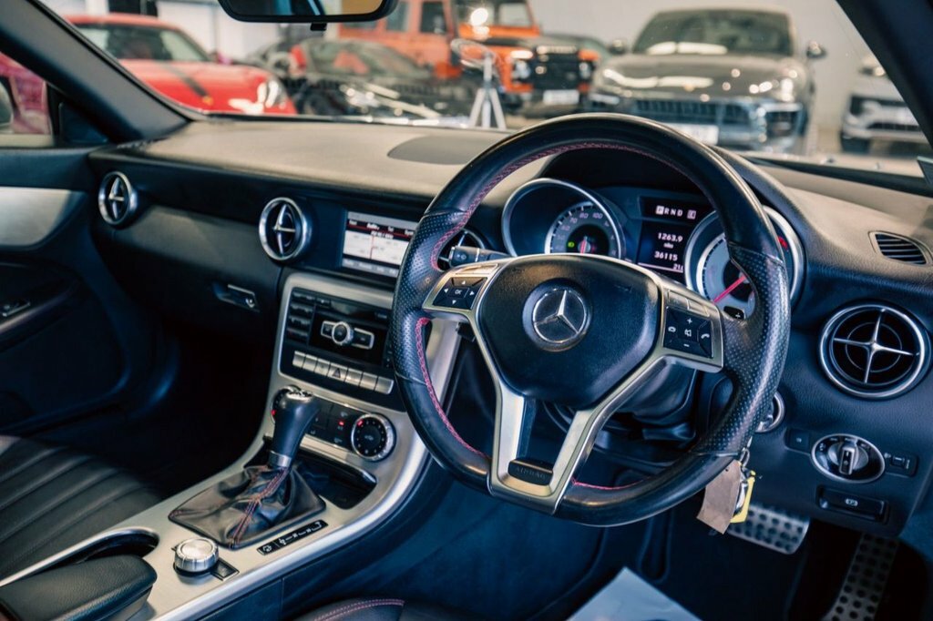 Mercedes-Benz SLK 2.1L Amg Sport Silver
