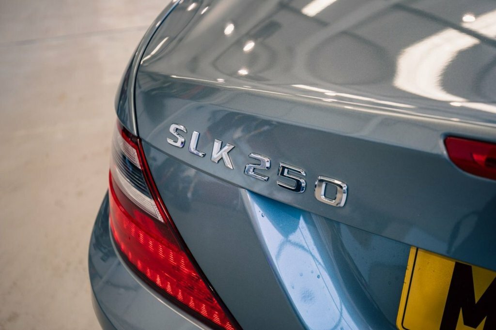 Mercedes-Benz SLK 2.1L Amg Sport Silver #5