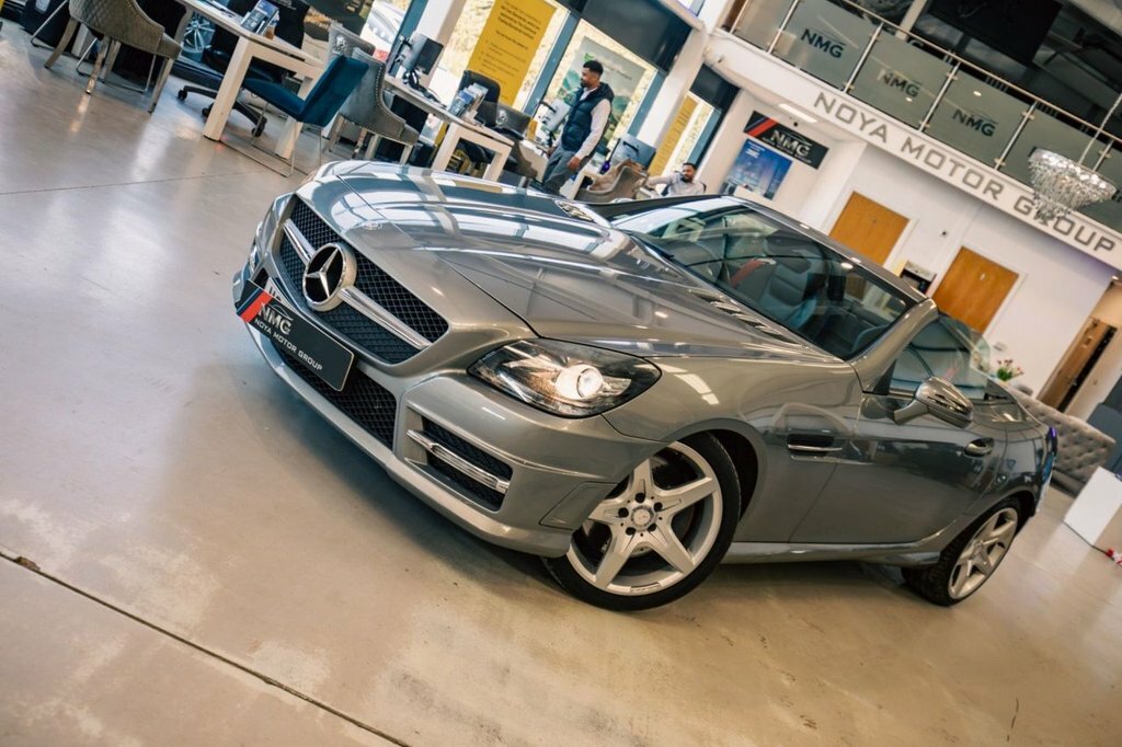 Mercedes-Benz SLK 2.1L Amg Sport Silver #3