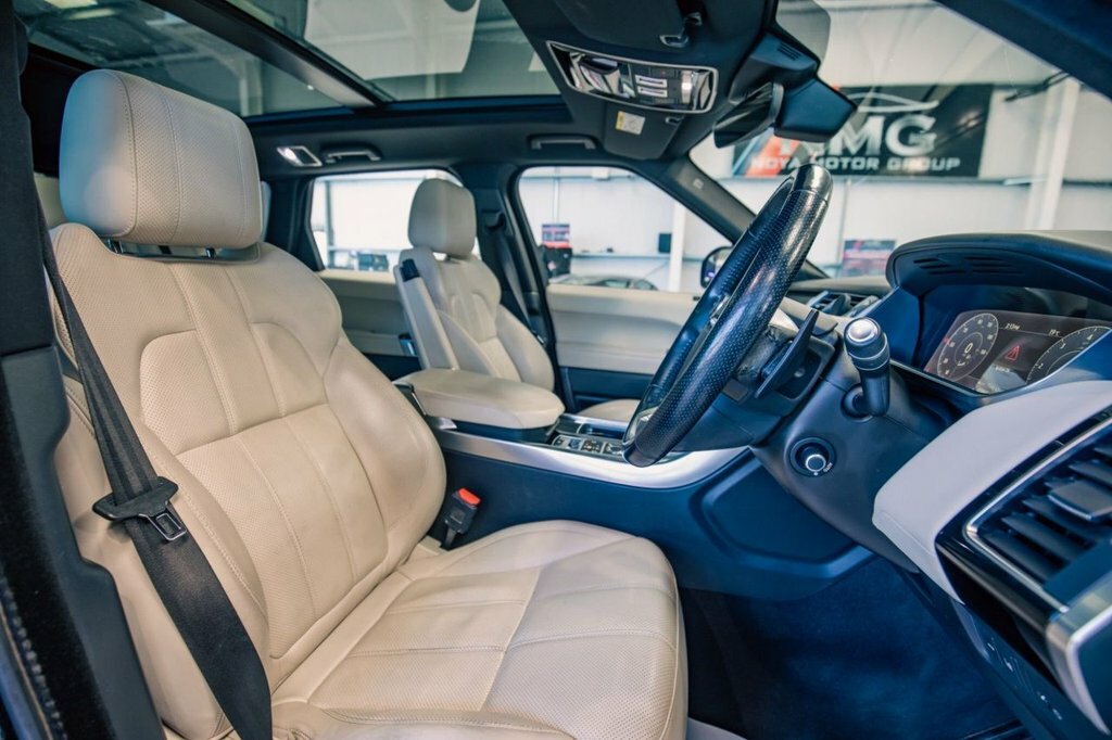 Land Rover Range Rover Sport 3L Hse SP17NLU Black #3