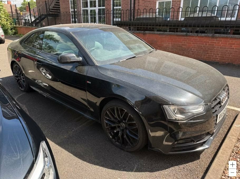 Audi A5 2L Black Edition Plus Black