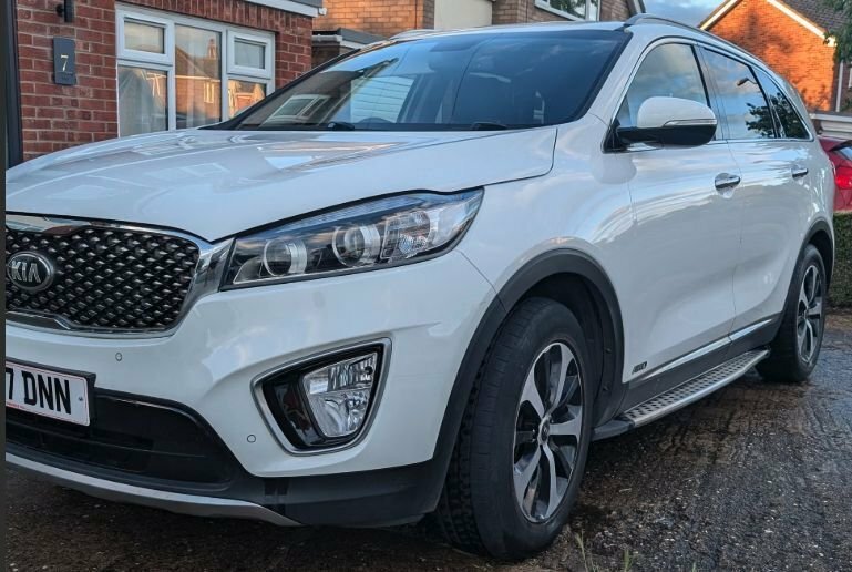 Kia Sorento 2.2L Kx-2 White #2