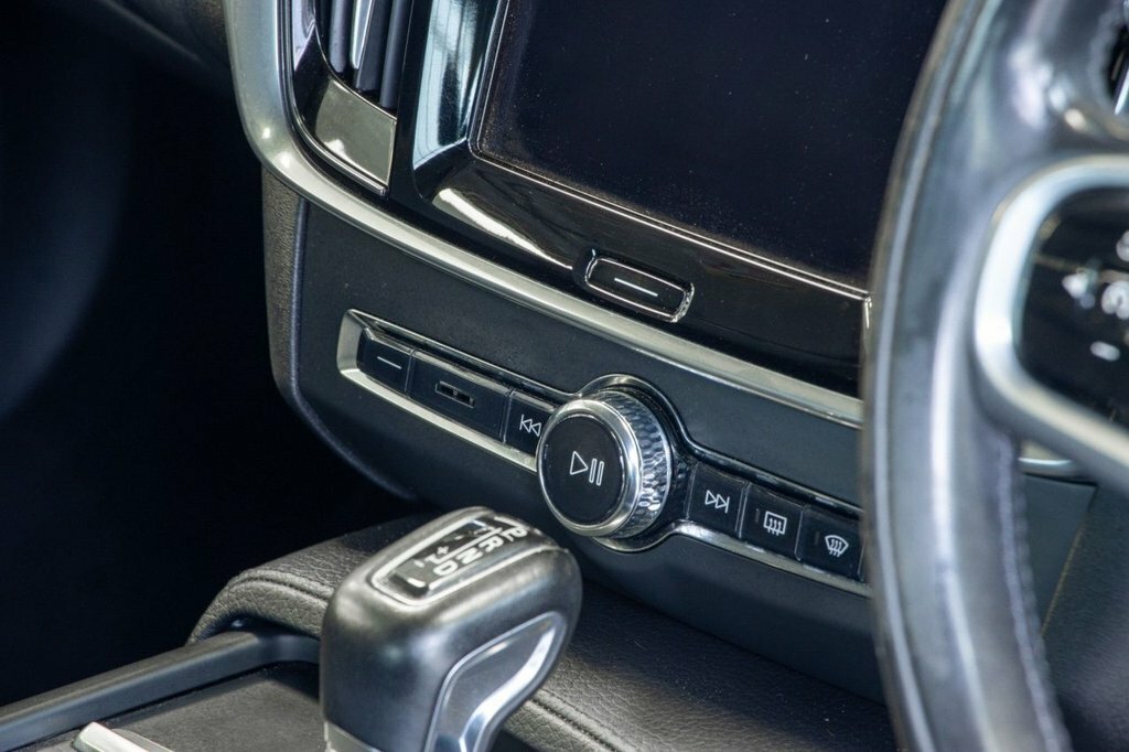 Volvo S90 D4 Inscription Silver #32