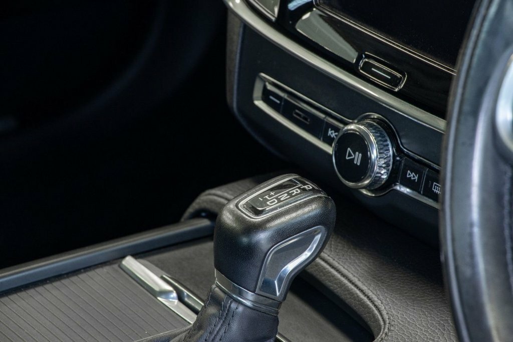 Volvo S90 D4 Inscription Silver #31