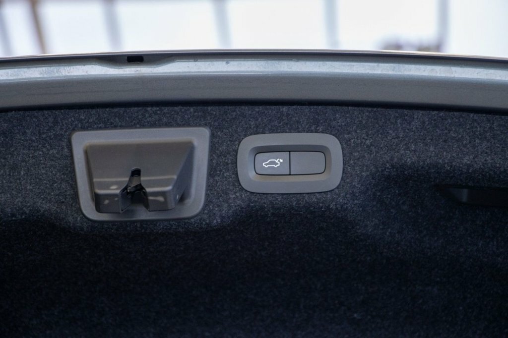 Volvo S90 D4 Inscription Silver #13