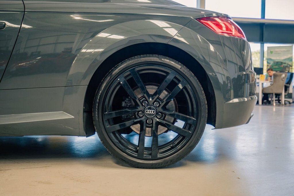 Audi TT 2L S Line MF15KHW Grey #5