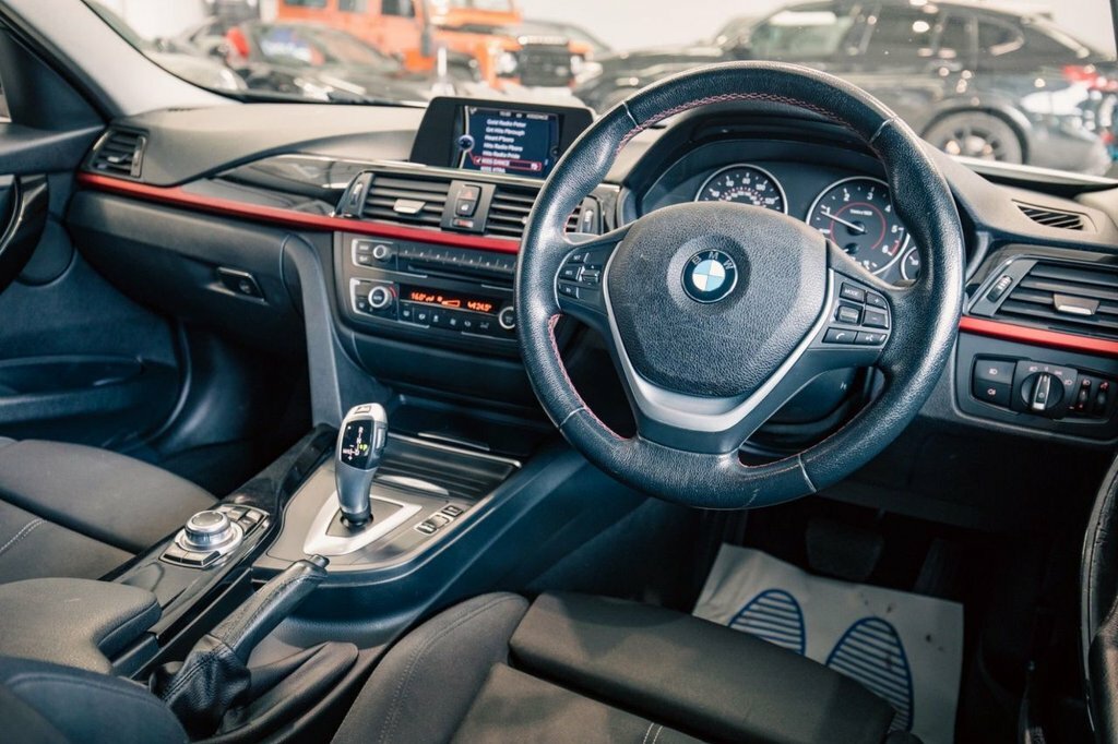 BMW 3 Series 2L Sport White