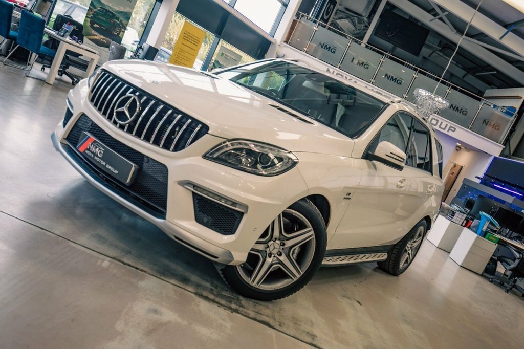 Mercedes-Benz M Class 5.5L Amg White