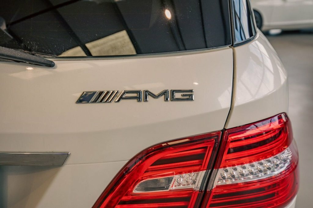 Mercedes-Benz M Class 5.5L Amg White #5