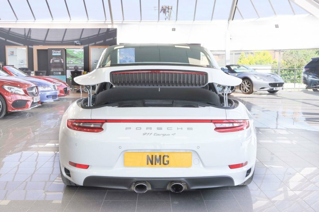 Porsche 911 Petrol 2dr Pdk #23
