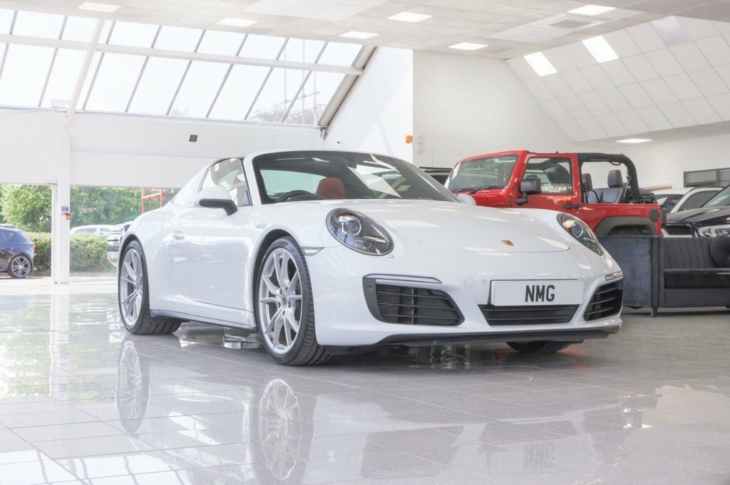 Porsche 911 Petrol 2dr Pdk #25