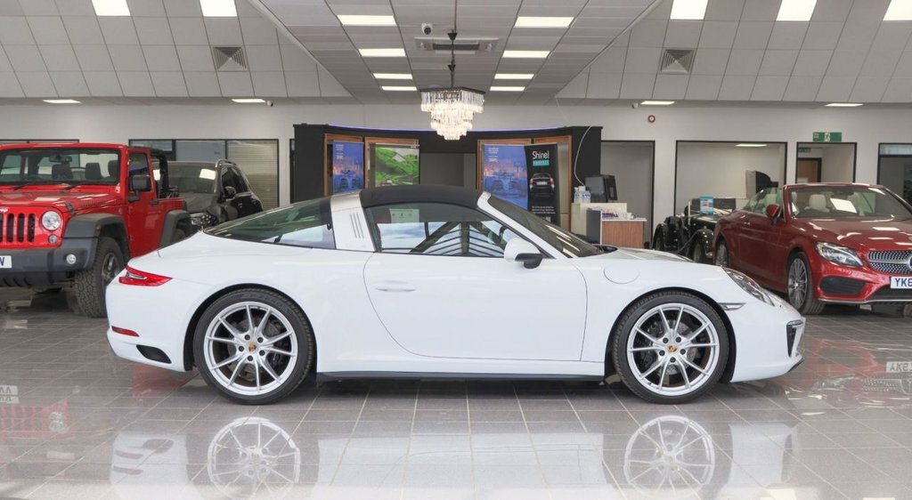 Porsche 911 Petrol 2dr Pdk #8