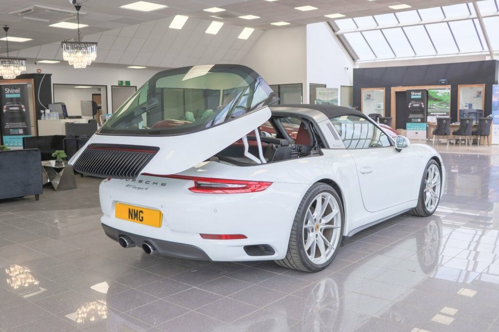 Porsche 911 Petrol 2dr Pdk #13