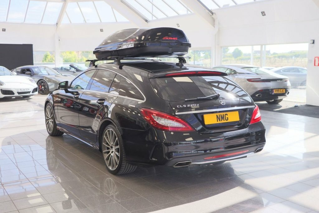 Mercedes-Benz CLS 2.1L Amg Line Black #4