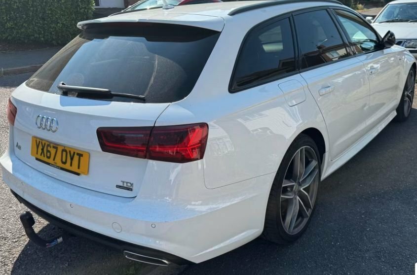 Audi A6 Avant 2L Black Edition White #2
