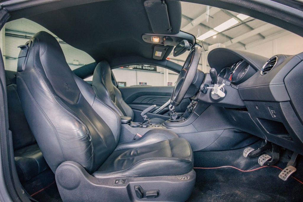 Peugeot RCZ 1.6L Gt White