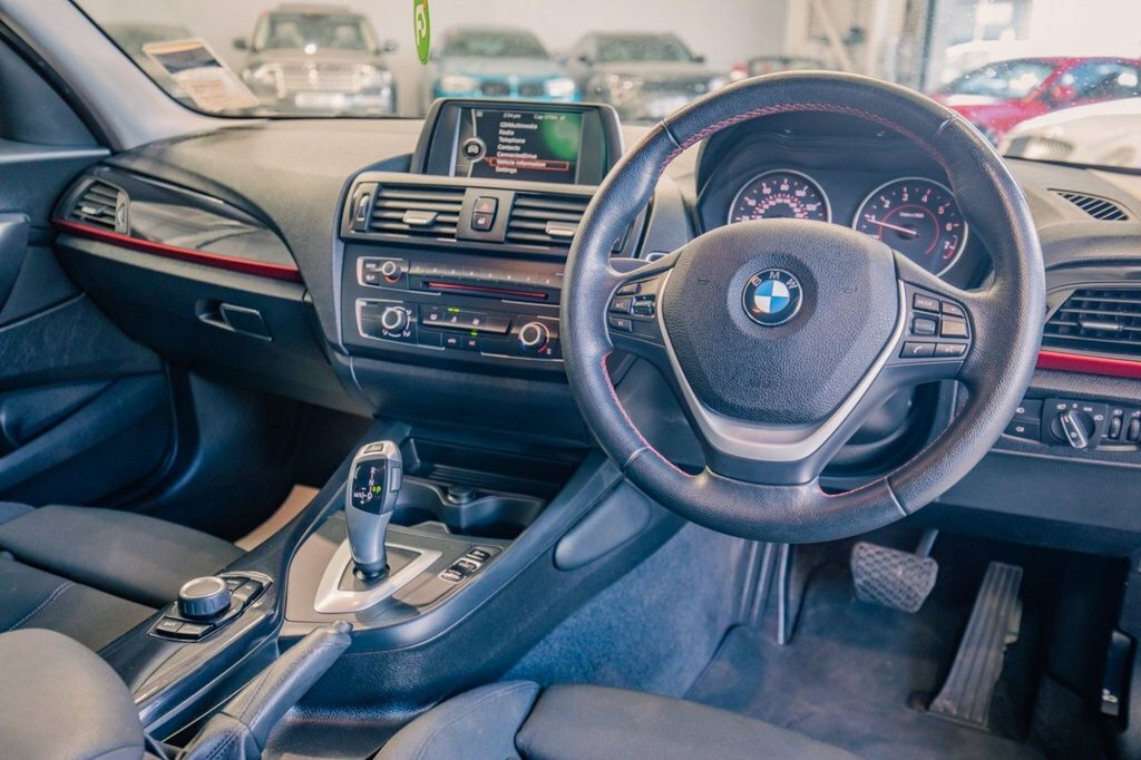 BMW 1 Series 1.6L Sport Blue