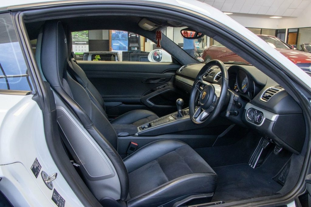 Porsche Cayman 3.4 981 S Coupe Silver #28