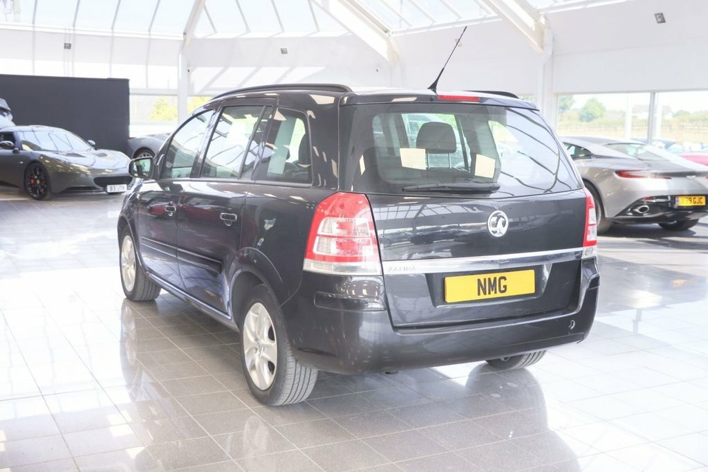 Vauxhall Zafira 1.6L Exclusiv Black #4