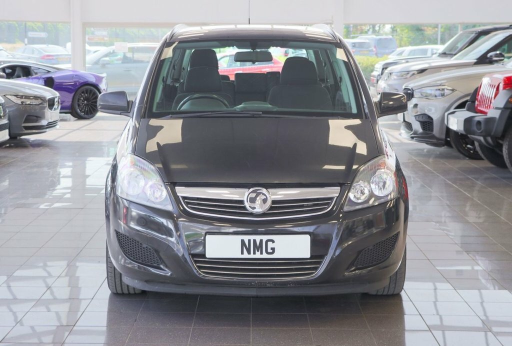 Vauxhall Zafira 1.6L Exclusiv Black #6