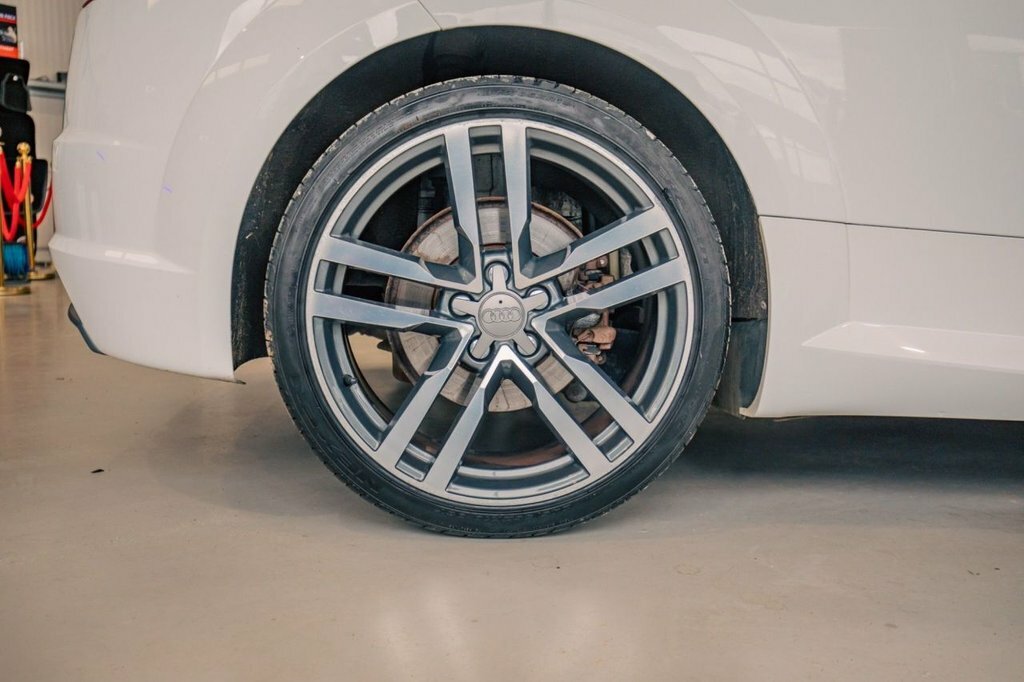 Audi TT 2L S Line White #6