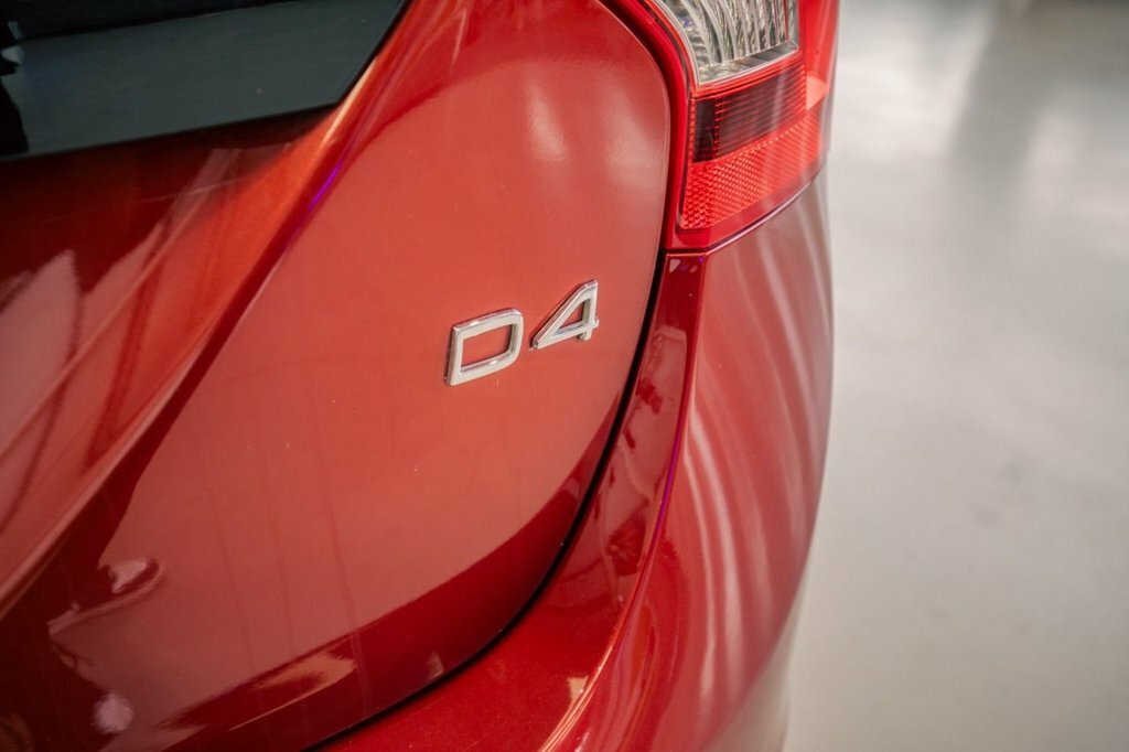 Volvo V60 2L Se Lux Nav Red #5