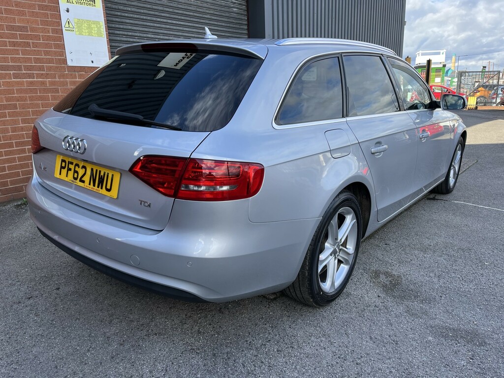 Audi A4 Avant 2.0 Tdi Se Technik 2012 Silver #3