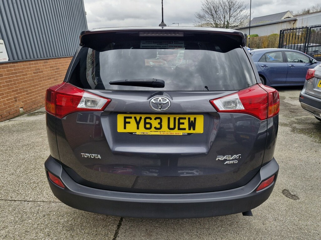 Toyota Rav 4 2.2 D-cat Icon 2013 Grey #4