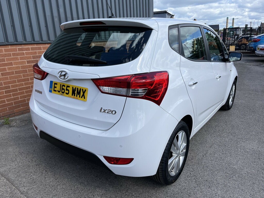 Hyundai Ix20 1.6 Active 2015 White #3