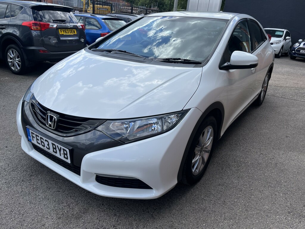 Honda Civic 1.8 I-vtec Se White #6