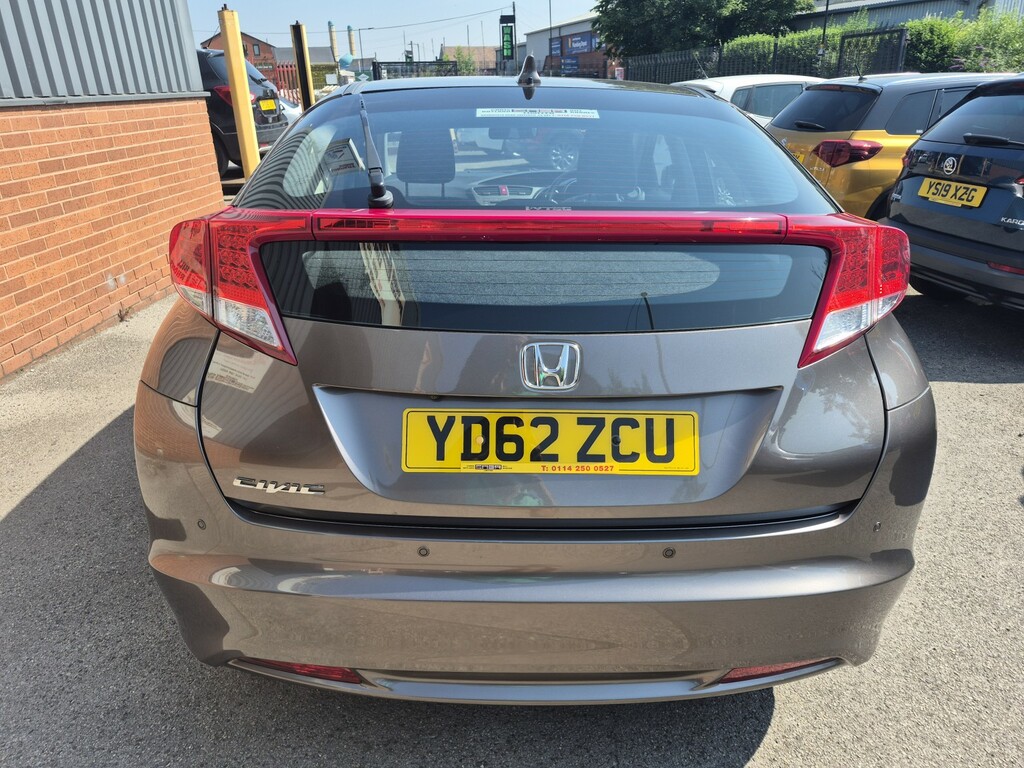 Honda Civic 1.8 I-vtec Es Brown #3