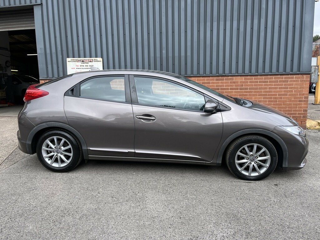 Honda Civic 1.8 I-vtec Es 2012 Brown #2