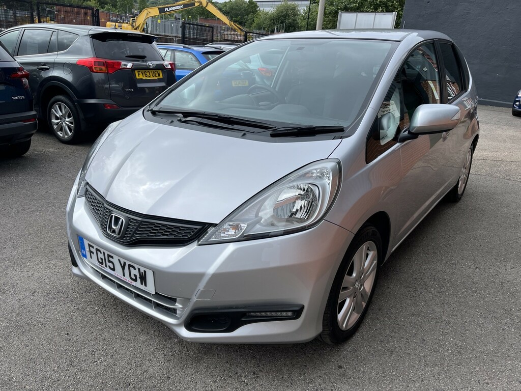 Honda Jazz 1.4 I-vtec Es Plus 2015 Silver #6