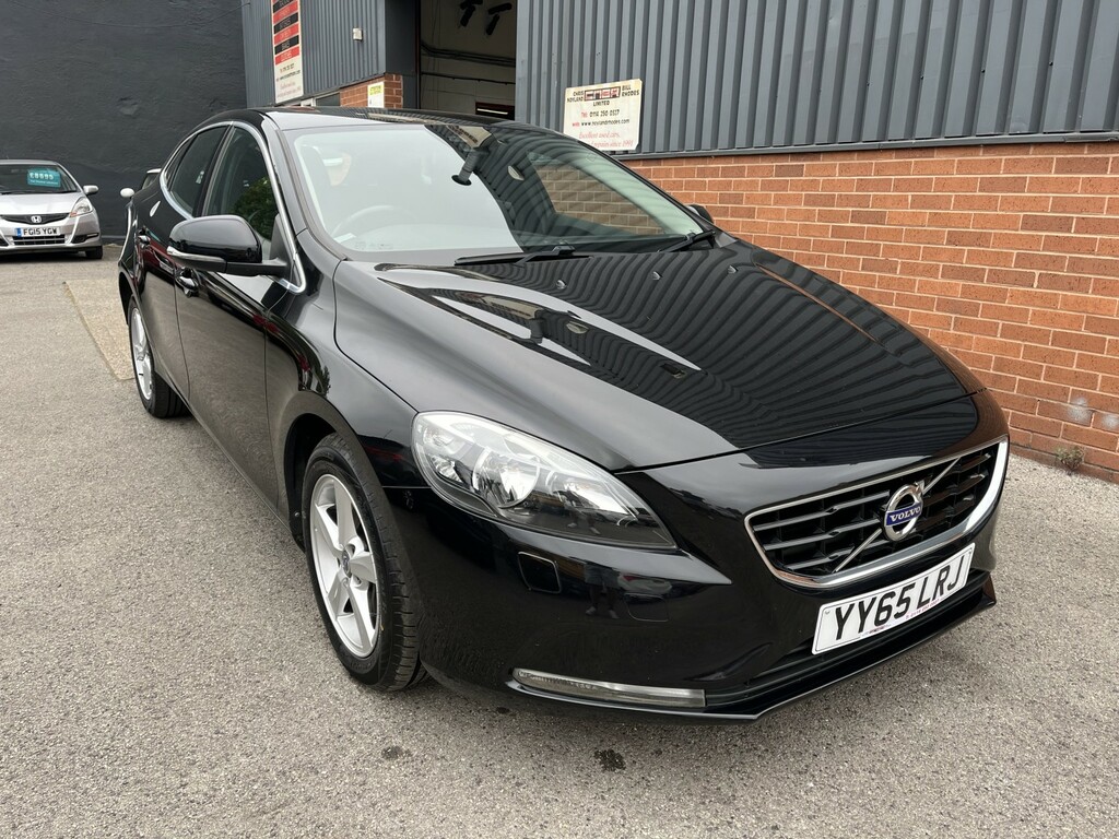 Volvo V40 2.0 Se D4 2015 Black