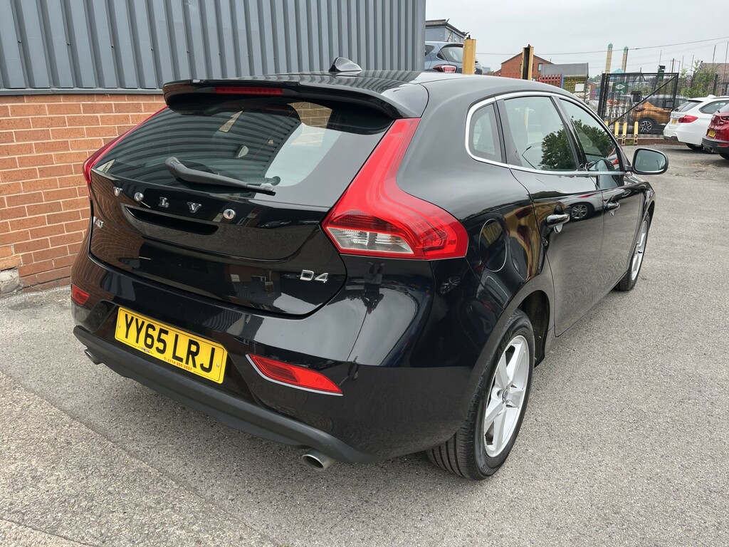 Volvo V40 2.0 Se D4 2015 YY65LRJ Black #3