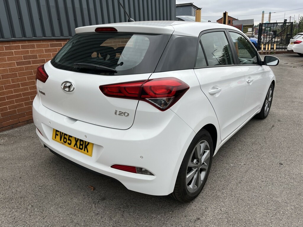 Hyundai I20 1.2 I20 Se 1.2 84Ps Bd 2016 White #3
