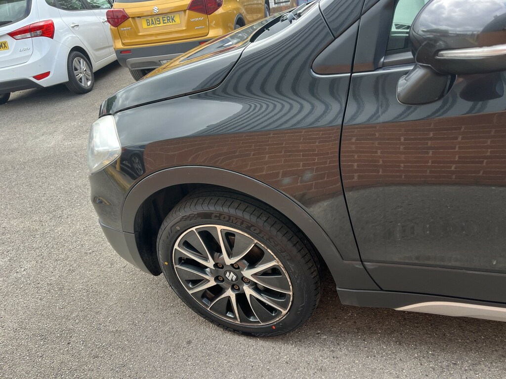 Suzuki SX4 S Cross Hatchback Silver #13